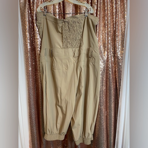 Woman’s strapless jumper - Picture 3 of 6